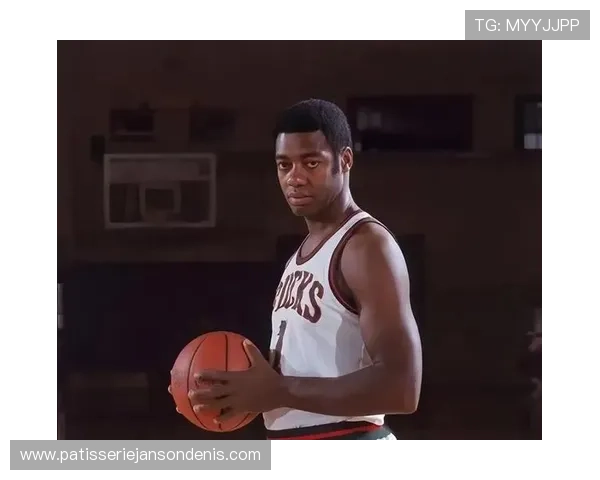 奥斯卡罗伯特森突破分球更讲效率胜威少